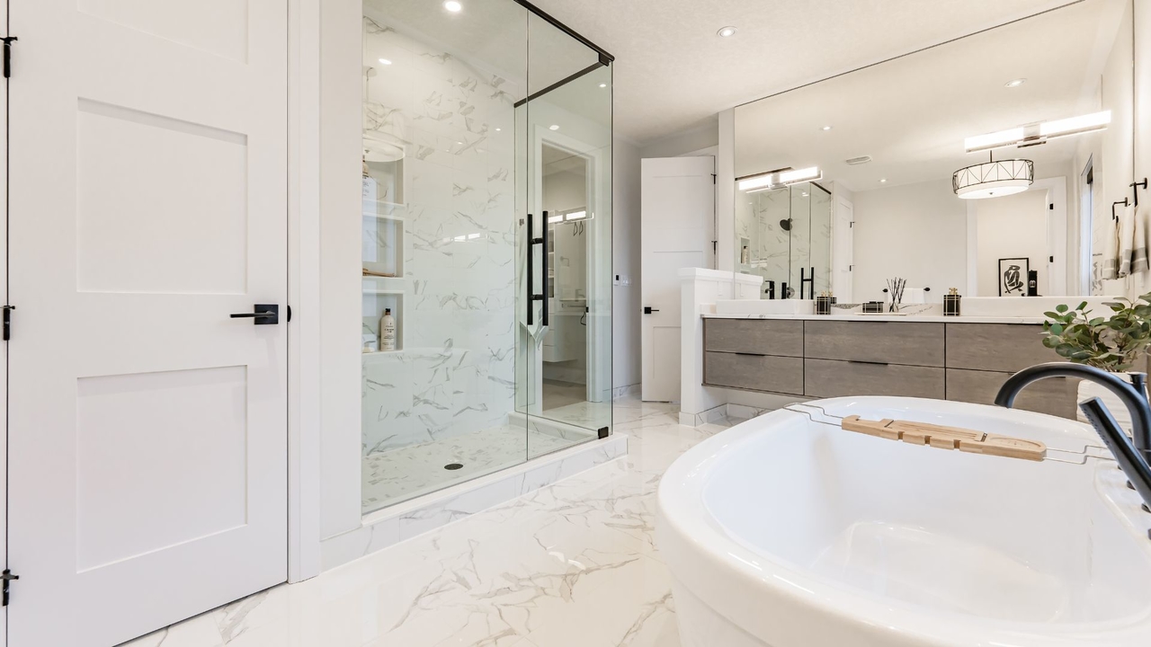 Wet Room Shower Designs That Maximise Comfort