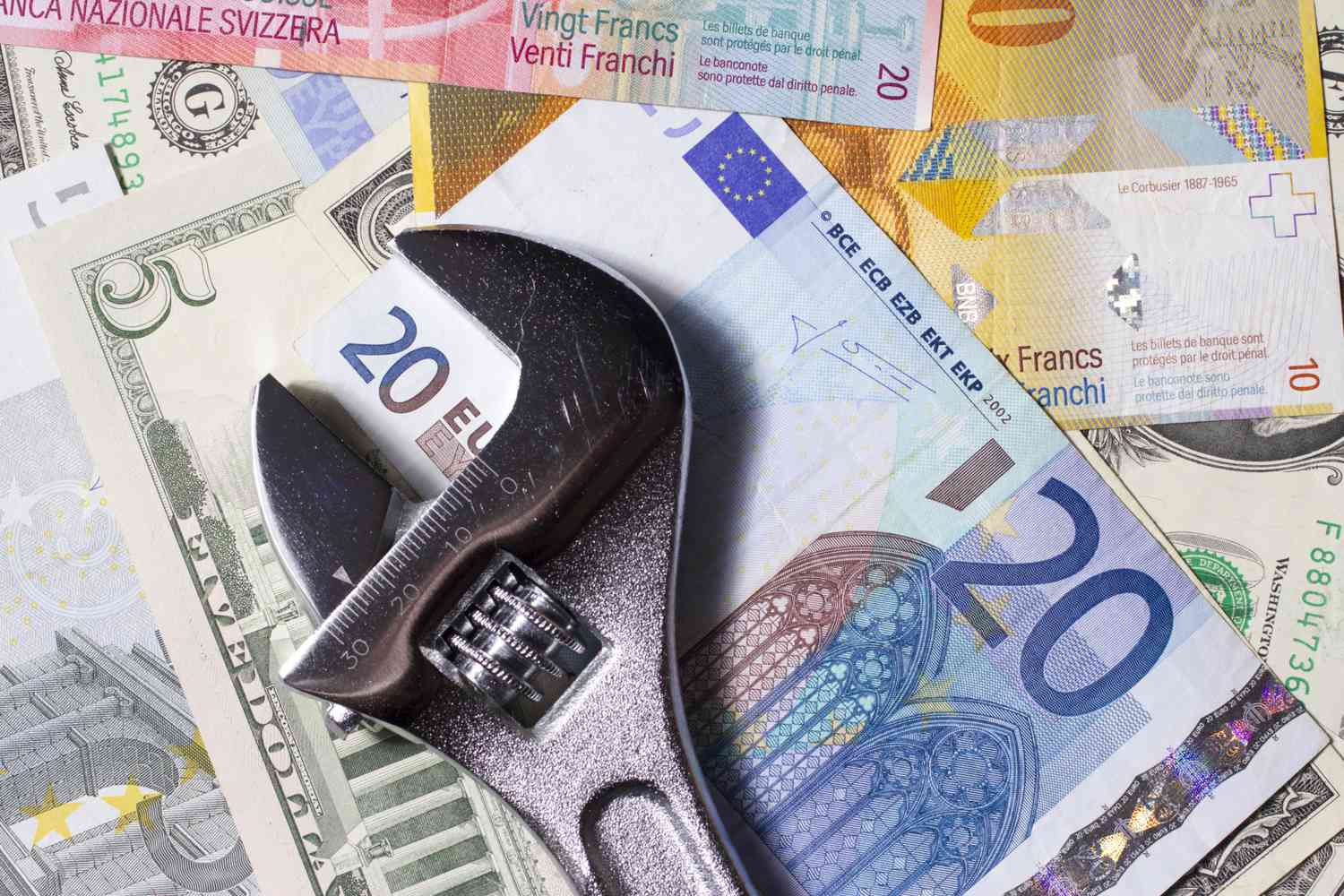 Buy thai baht Instantly at Competitive Rates | Danesh Exchange