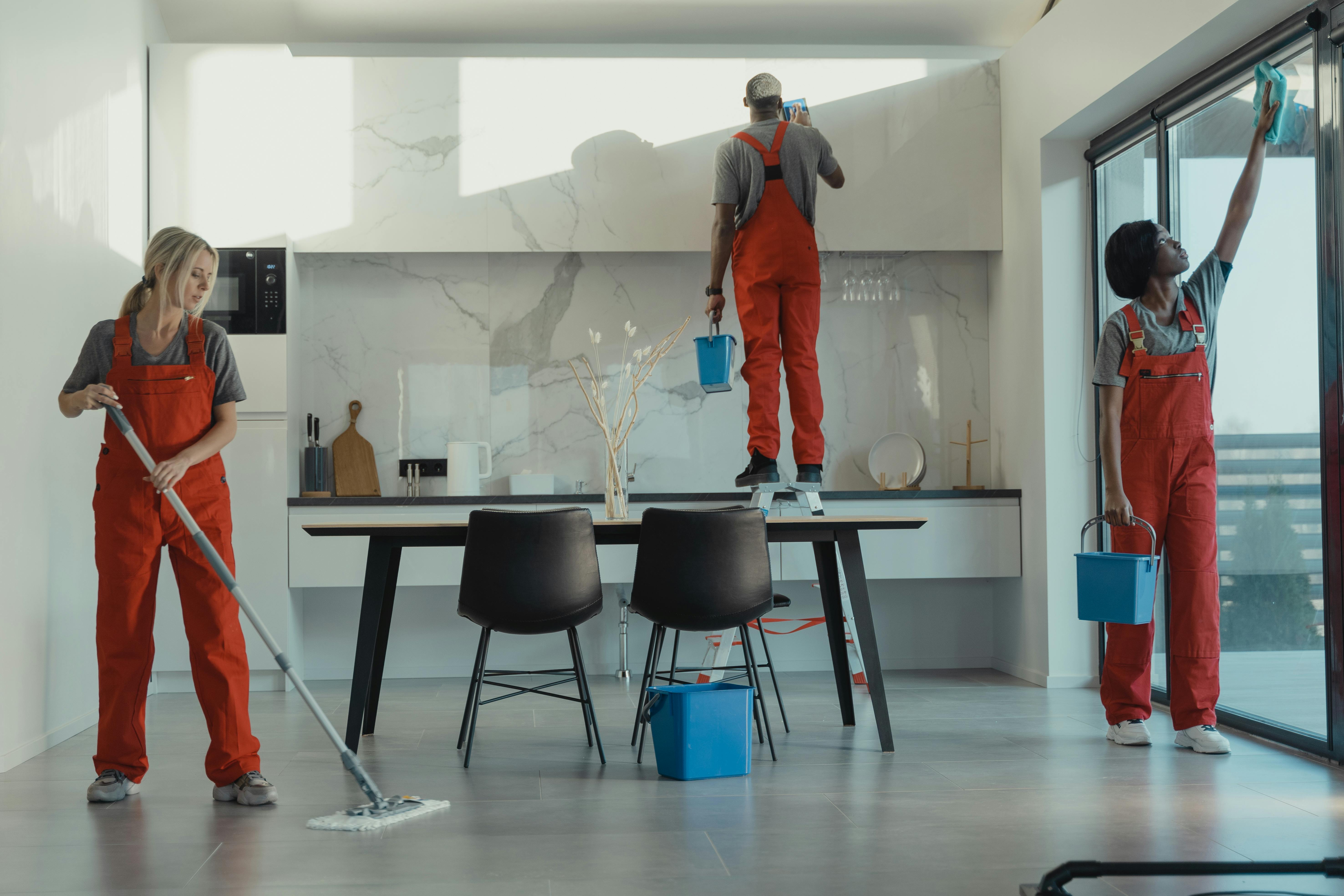 Office Cleaning Services Dubai with Trusted Weekly Cleaning Teams